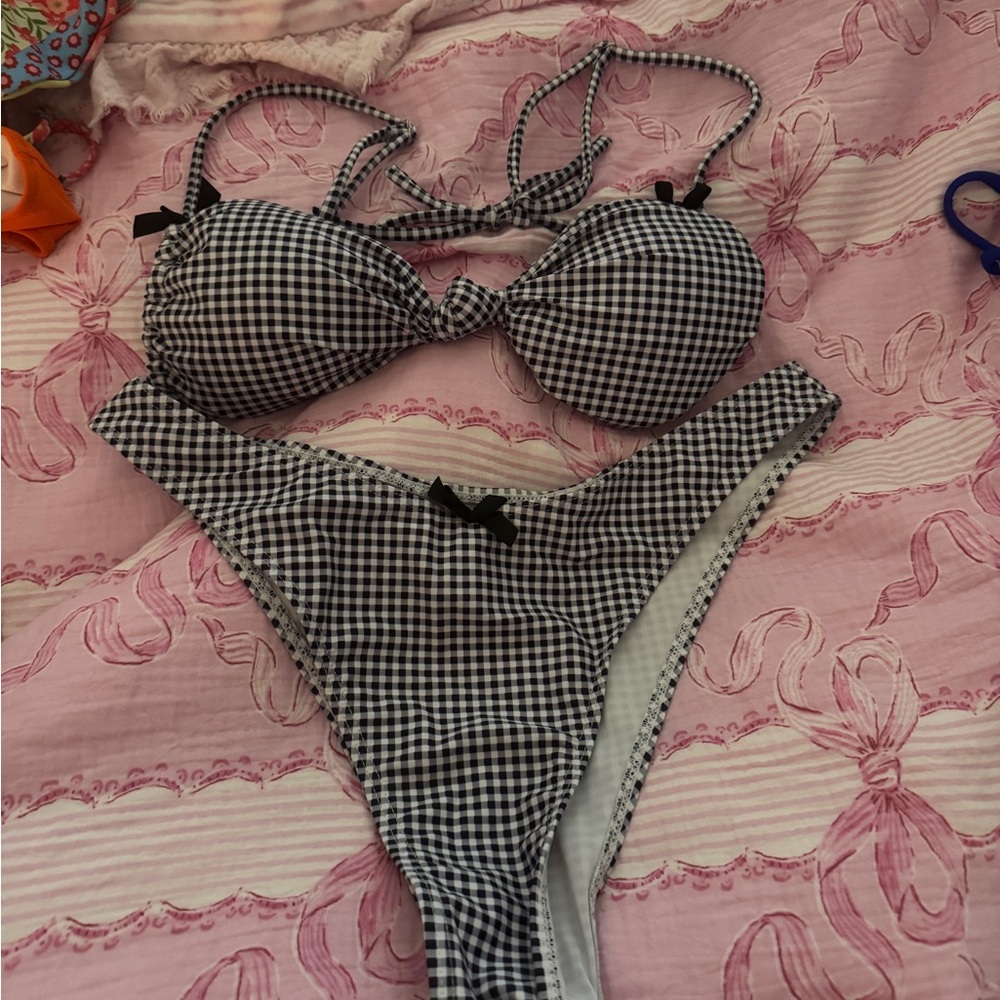 NEVER WORN BEFORE SHEIN Gingham Black & White Bikini Set